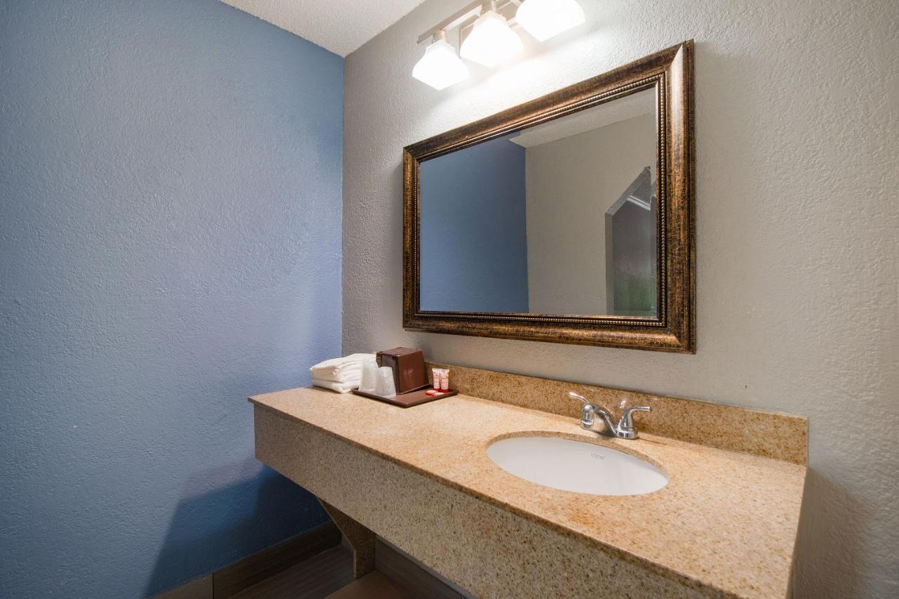 Oyo Hotel Houston I-69 & I-610 Экстерьер фото